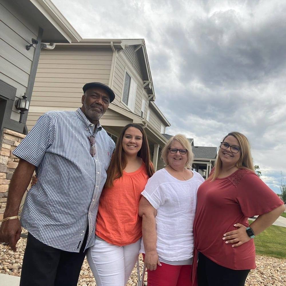 Meet your Posher, Dawne